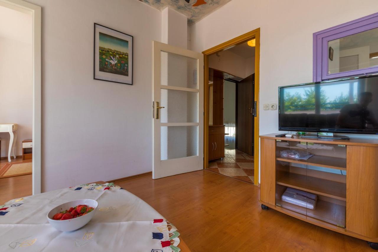 Apartment Katnic 1-2-3 Crikvenica Exterior photo